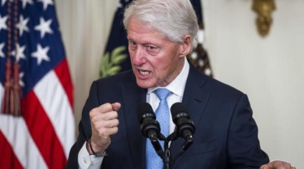 bill clinton regreta ca i a convins pe ucraineni sa renunte la armele nucleare nu cred ca rusia ar mai fi invadat daca le aveau