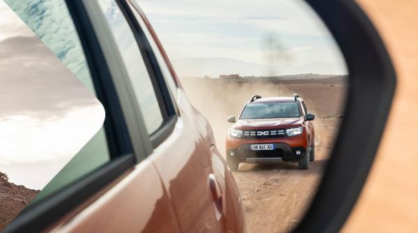 britanicii iubesc dacia vanzarile modelului romanesc crestere cu 30prc