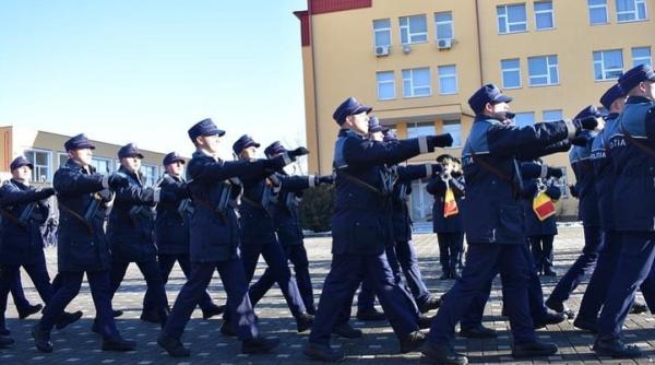 studentii si elevii militari vor primi norma de hrana si cand nu sunt prezenti la scoala