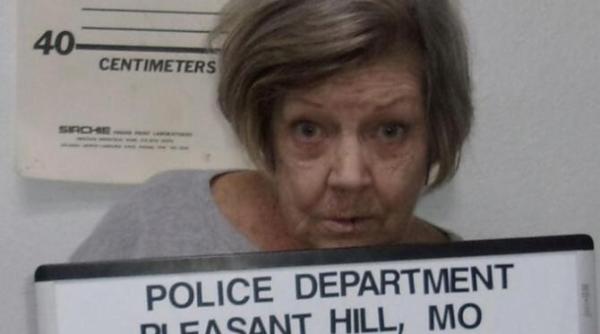 bunicuta gangster la 78 de ani a fost prinsa incercand sa jefuiasca o banca din nou