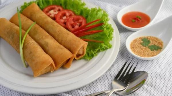 clatite coreene cu legume un preparat asiatic exotic facut din ingredientele din camara