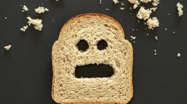 o felie de paine contine de doua ori mai multa sare decat o portie de cartofi prajiti din lanturile de fast food