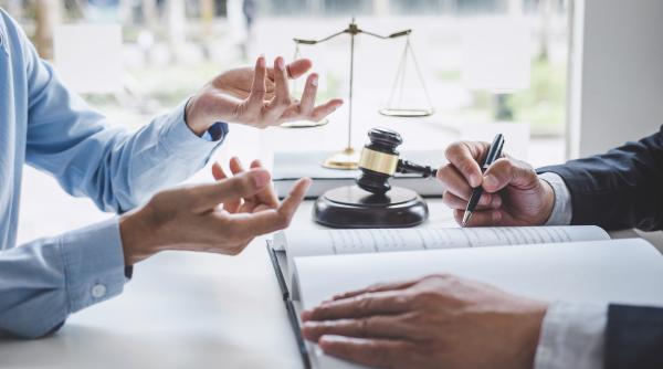 a aparut o noua meserie asistent judecator pana la cat ajunge salariul