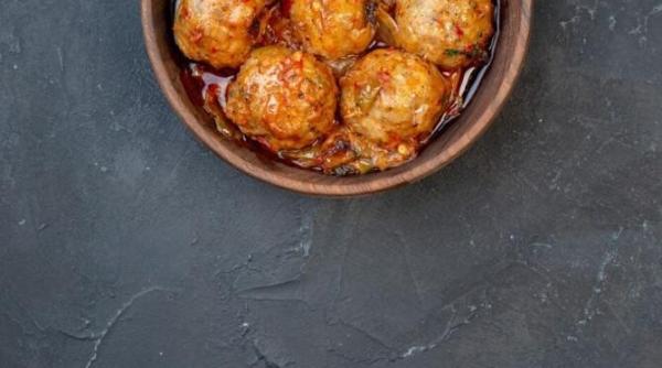 cartofi caramelizati cu prune uscate