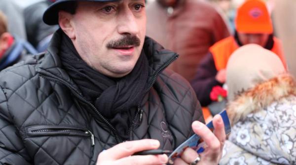 a fost un calvar romica tociu despre educatia pe care a primit o am refuzat sa le o imprim copiilor mei m ar fi urat toata viata