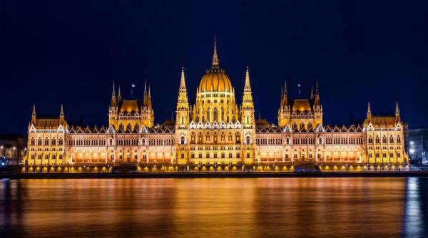 decizie sfidatoare a parlamentului de la budapesta cu ocazia implinirii a 20 de ani de apartenenta la uniunea europeana