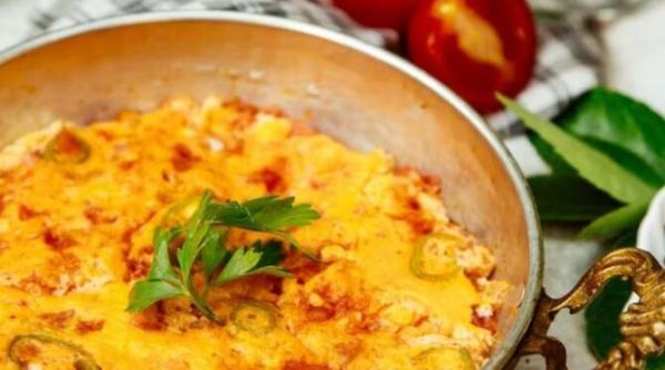 daca ai oua si cartofi fa acest preparat delicios este atat de gustos incat il vei face zilnic