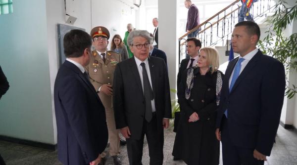florin spataru ministrul economiei si comisarul european thierry breton in vizita la dragomiresti dambovita