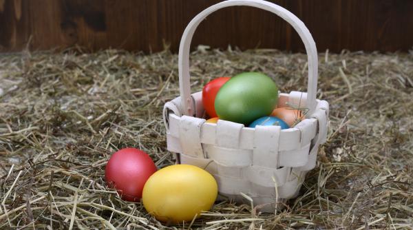 de ce ciocnim oua de pasti ce semnifica acest obicei