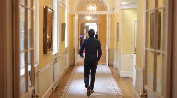 premierul marii britanii anchetat pentru un posibil conflict de interese