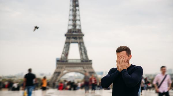 te poti imbolnavi in orasul iubirii ce este sindromul paris