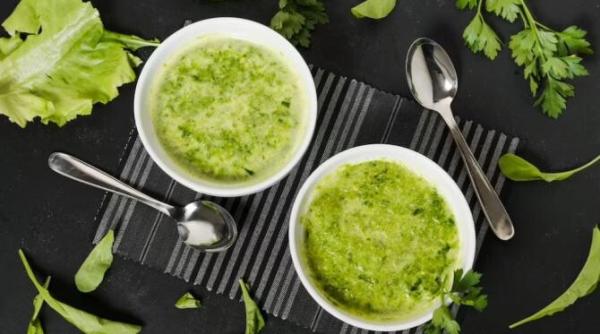 pesto din frunze de ridichi pentru paste carne si peste