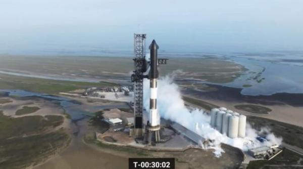 video cu momentul in care racheta starship explodeaza la doar cateva minute de la lansare prima reactie a lui elon musk