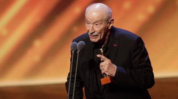 rebengiuc despre sergiu singer nu o sa vina stiu sigur nu pentru ca vrea sa ma pedepseasca ci pentru ca nu poate video