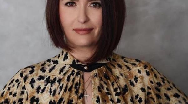 au spate asa mi s a spus amalia nastase in scandal cu politia si primaria voua nu va e ma rusine nicusor dan e dulce somnul