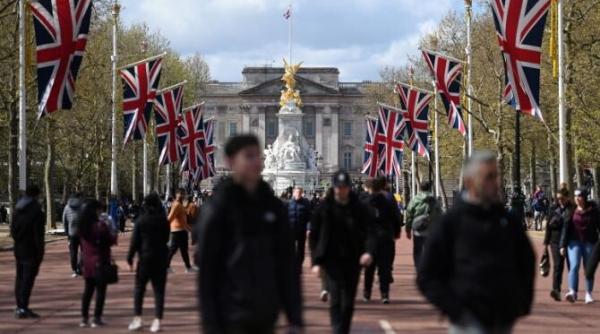 charles al iii lea cel de al 40 lea monarh care va fi incoronat in westminster abbey la aproape un mileniu dupa william cuceritorul