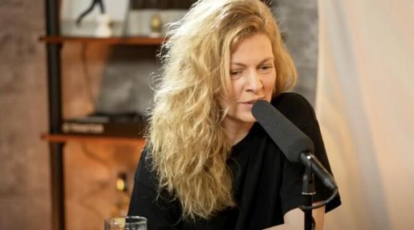 fiul danei nalbaru se pregateste de bacalaureat la 7 ani are sute de carti citite