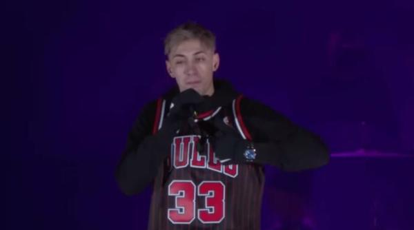 de ce yny sebi gheboasa si alti trapperi nu au cantat live la beach please 2023 video