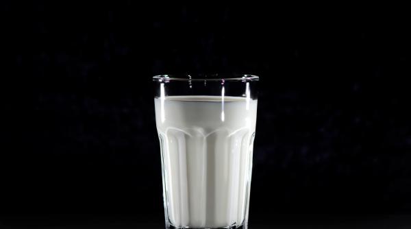 franta tara unde traiesc cel mai bogat om al planetei si cea mai bogata femeie ofera lumii si cea mai mare avere facuta din lactate