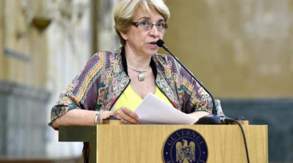 cristina guseth a vrut sa agite lumea impotriva liei savonea interceptari daca nu e f in presa asta face ce vrea