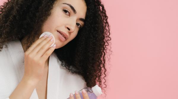 datorita unui tratament facial am descoperit ca am cancer povesteste o femeie de 27 de ani medicii au operat o de urgenta