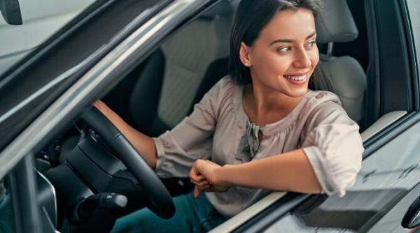 bolt incurajeaza femeile sa devina conducatoare auto pe platformele de ride hailing