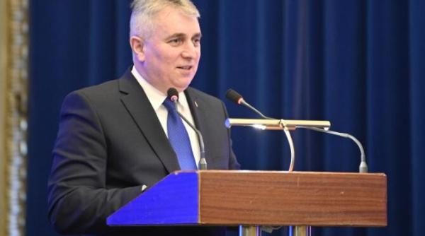 detector de metale la intrarea in scoala lucian bode tine de organizarea activitatilor administrative in fiecare unitate de invatamant nu de legislatie