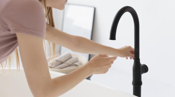 peste 3 000 de imobile din capitala au apa calda oprita sau furnizata cu deficiente