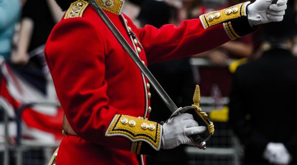 incoronarea regelui charles al iii lea comandata de un general cu origini romanesti cine este christopher ghika