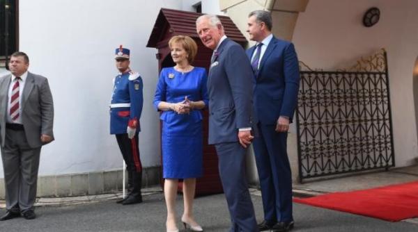 regele charles al iii lea coincidenta interesanta cu planta lui preferata si romania delphinium nemtisor