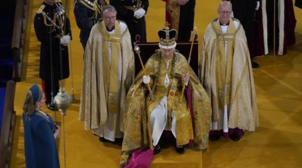 insula unde regele charles este considerat fiul unui zeu