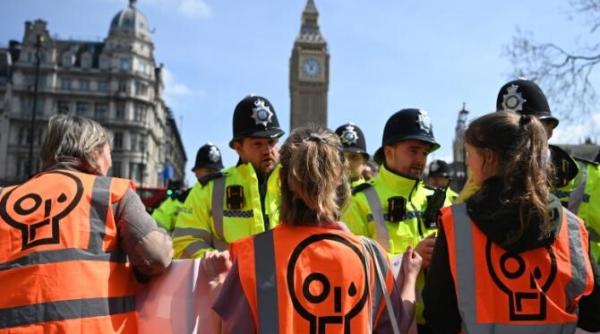 sefii politiei londoneze vor fi audiati pentru arestarile opozantilor monarhiei din timpul incoronarii lui charles al iii lea