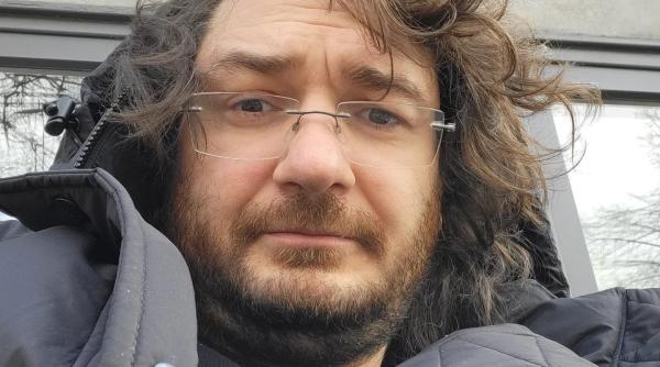 chef dumitrescu surpriza uriasa chiar din partea sotiei m a si sunat si a trebuit sa ies afara sa vorbesc ca nu cumva sa auda foto