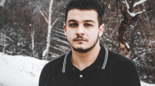 de la o simpla raceala la un diagnostic crunt povestea emotionanta a unui tanar de 19 ani operat de cancer are nevoie de ajutor