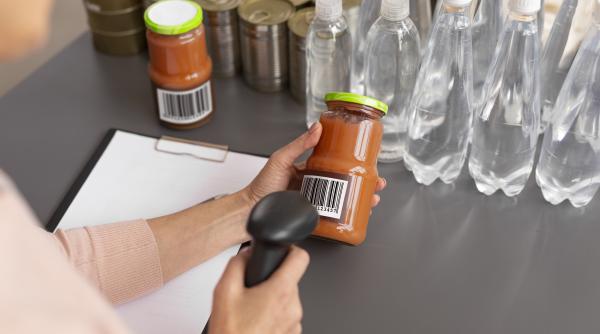 e urile din alimente s a inoculat ca toate sunt tampenii dar unele exista inca din antichitate in evul mediu se punea un fel de ciment in faina