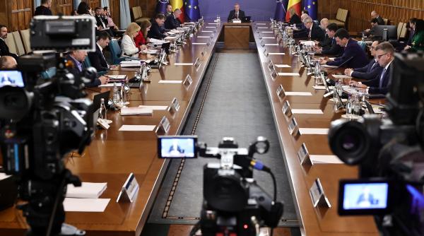 cine vine in locul lui adrian caciu la finante chirieac inteleg ca e o alta personalitate nu dl cosmin marinescu tache cred ca exista competenta sunt oameni care au iesit public si au spus