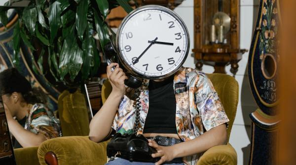 esti mereu in intarziere stiinta vine cu vesti bune pentru tine