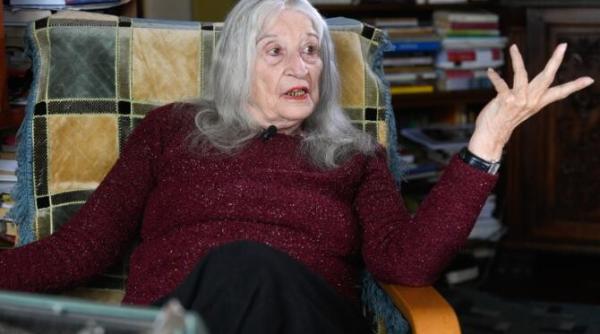 acuzata de erotism morbid scriitoarea nora iuga a fost pedepsita cu interdictie de publicare timp de 8 ani