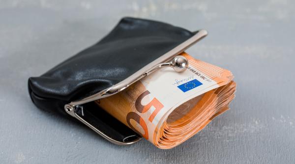 salariile ar putea sa creasca in 2023 si 2024 anuntul a fost facut de comisia europeana