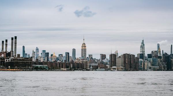 new york ul s ar putea scufunda sub greutatea zgarie norilor sai spun specialistii efectele cladirilor asupra metropolei americane