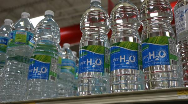 ce se intampla daca iti iei o sticla de apa din supermarket si de sete o bei inainte de a ajunge la casa pentru a o plati cazul in care nu ai cum sa fii acuzat de furt