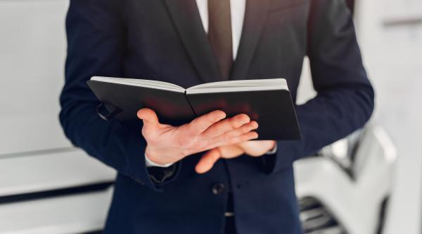 ce a decis consiliul de etica in cazul cartii publicate de lucian bode acuzat de plagiat