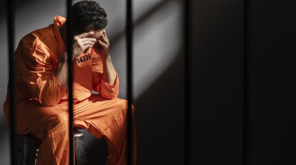 hey nancy biggo a fost aici catea ce esti barbatul care si a pus picioarele pe biroul democratei pelosi va face inchisoare