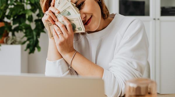 cele mai banoase meserii chatgpt cinci optiuni care iti pot aduce bani frumosi