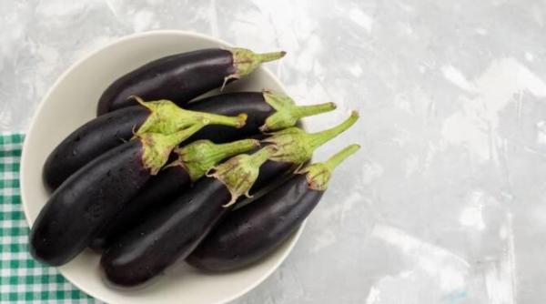 tortang talong o omleta de vinete din bucataria filipineza