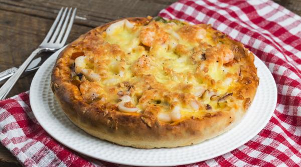 tarta alsaciana cu ceapa si bacon retta frantuzeasca de weekend