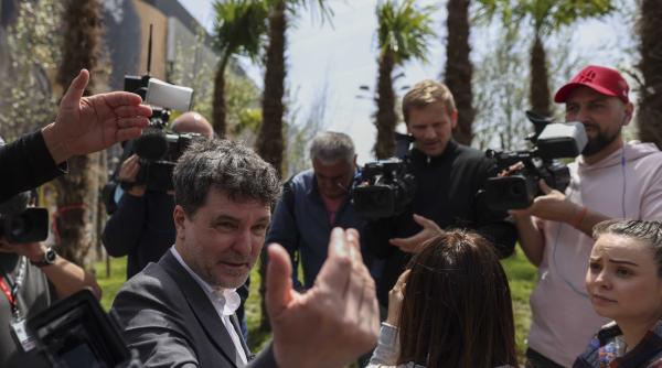 fara arhitect sef la primaria capitalei hazarian seful comisiei de urbanism o noua gafa marca nicusor dan cam atat despre competenta si transparenta