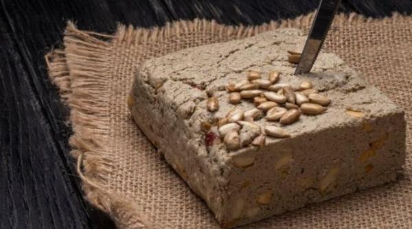 pentru fanii dulciurilor orientale cum sa faci usor halva de casa