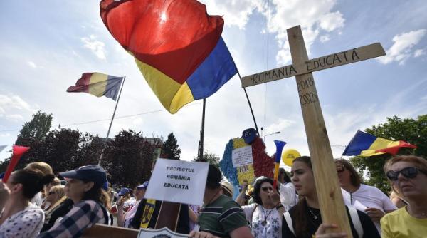 consiliul legislativ desfiinteaza oug ul guvernului prin care se acorda cate 585 de lei profesorilor este neconstitutionala