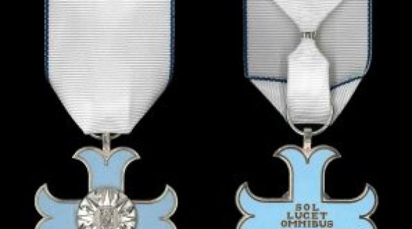 klaus iohannis decrete de decorare a unor organizatii si fundatii de ziua internationala a copilului